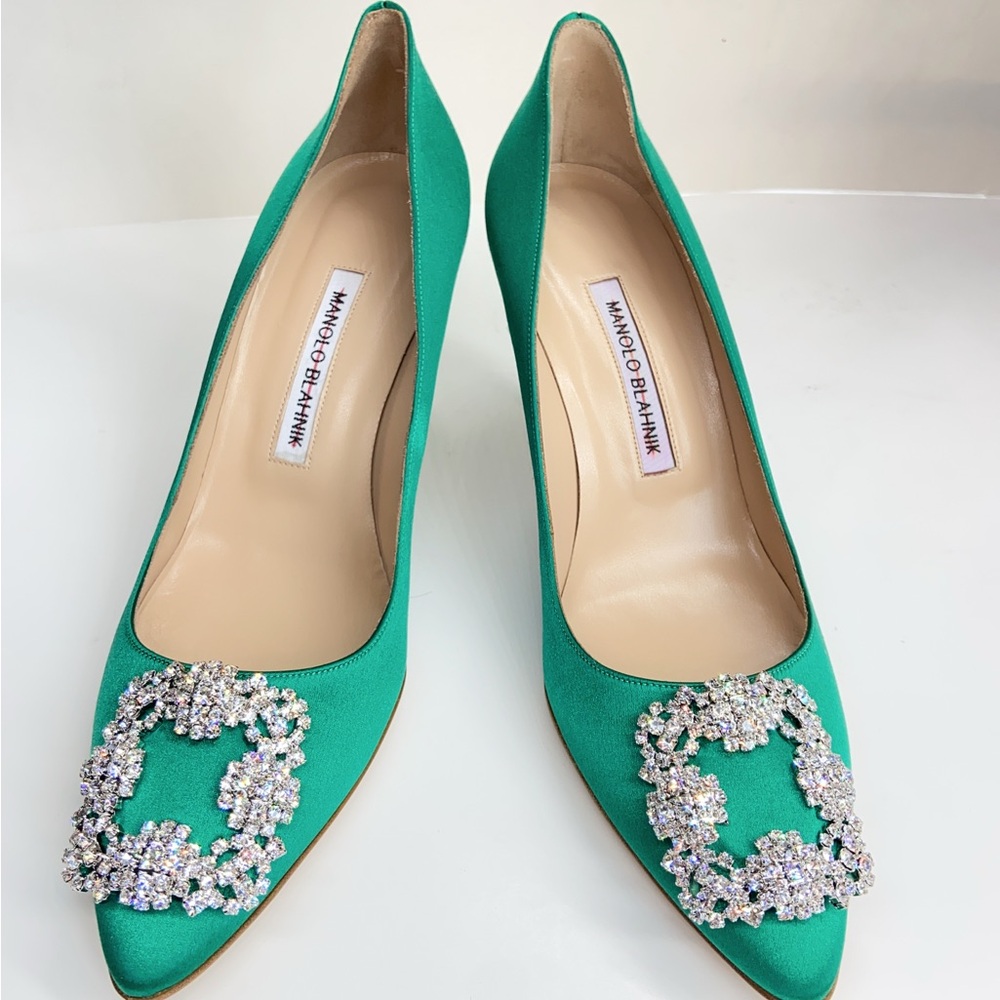 Manolo Blahnik Hangisi 70 Embellished Satin Pumps Green